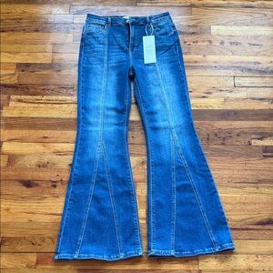 Risen Los Angeles 13/31. Classic Blue Flare Jeans for Women